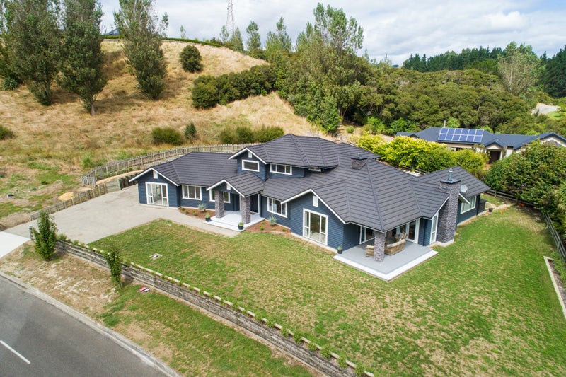 82 Kingsdale Park Drive, Palmerston North - Carousel 33