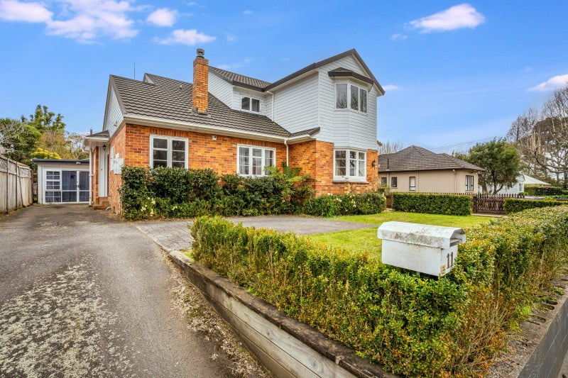 11 Marire Avenue, Frankton, Hamilton - Carousel 1