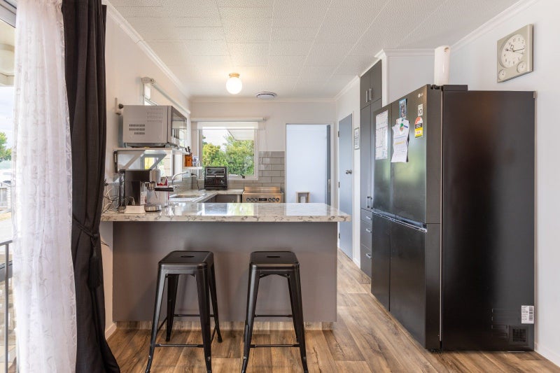 46 Hospital Street, Dannevirke - Carousel 2