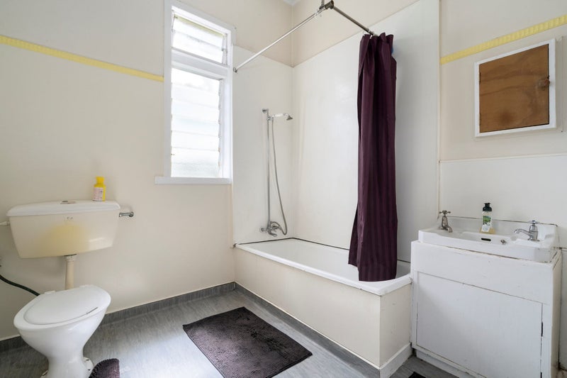 110 Edmonton Road, Henderson, Auckland - Carousel 11
