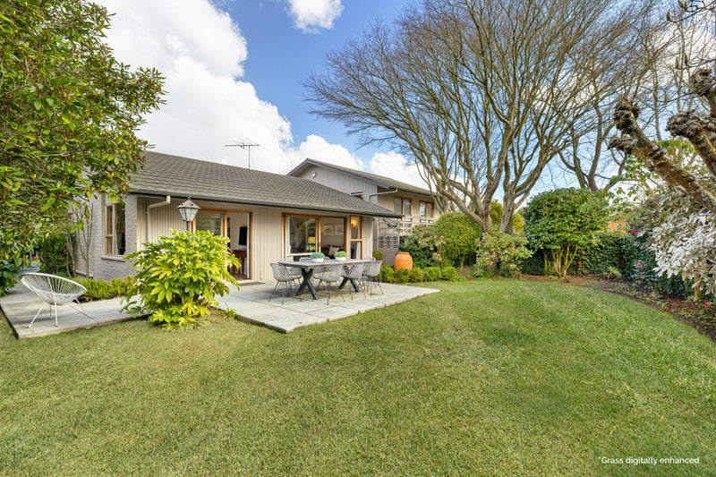 27 Highland Place, Avonhead, Christchurch - Carousel 1