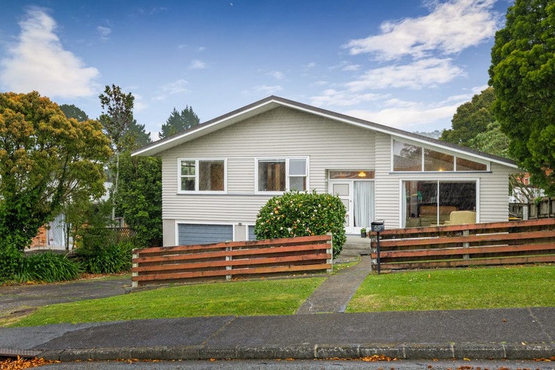 55 Rehia Road, Massey, Auckland - Carousel 1