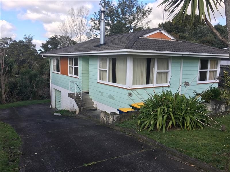 76 Fitzwater Place, Henderson, Auckland - Carousel 1
