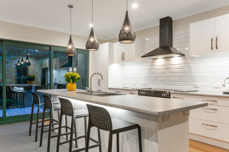 1142 Paekakariki Hill Road, Porirua - Carousel 2