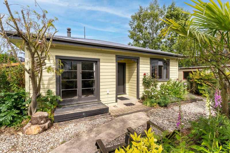 13 Gray Street, Milton - Carousel 1