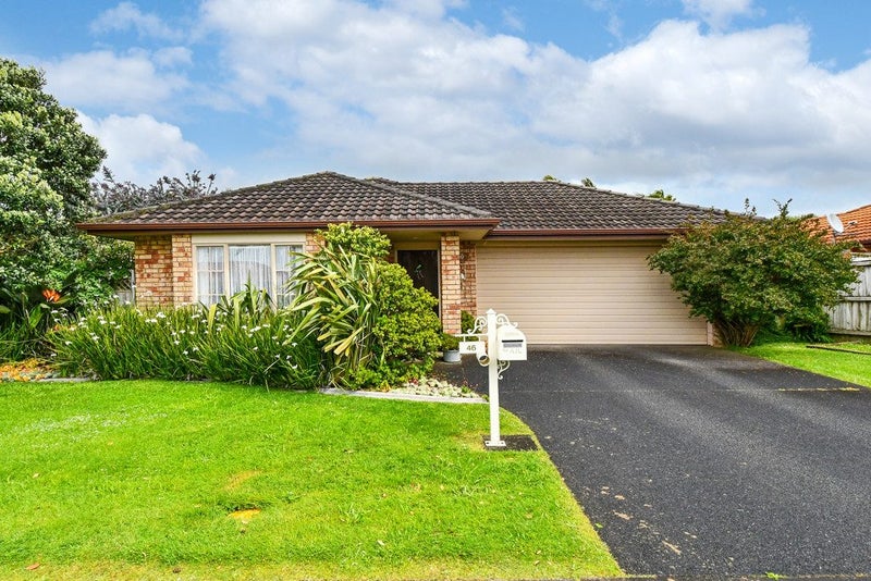46 Blackwood Drive, Wattle Downs, Auckland - Carousel 1