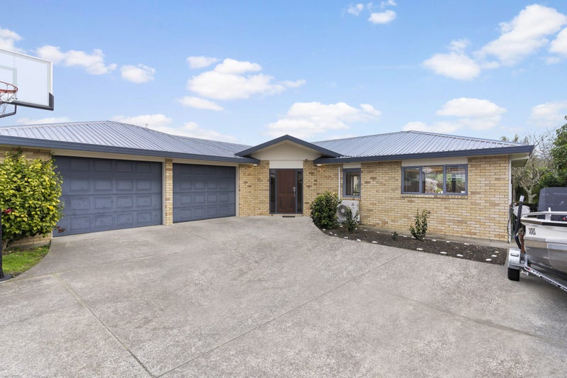 92 Third View Avenue, Beachlands, Auckland - Carousel 1