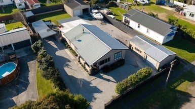 7 Lyndhurst Street, Awapuni, Gisborne - Carousel 1