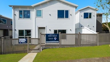 107 Muir Avenue, Mangere Bridge, Auckland - Carousel 1