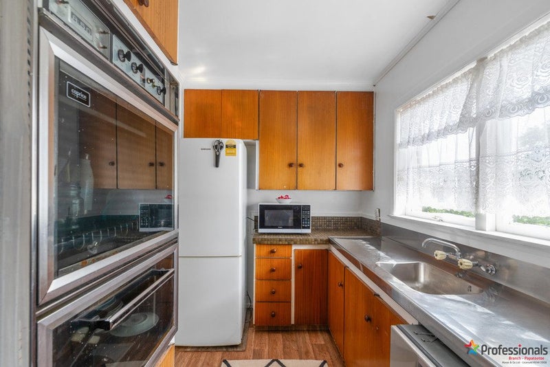 42 Pooks Road, Ranui, Auckland - Carousel 2