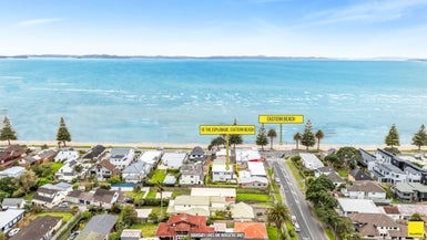 2/15 The Esplanade, Eastern Beach, Auckland - Carousel 1