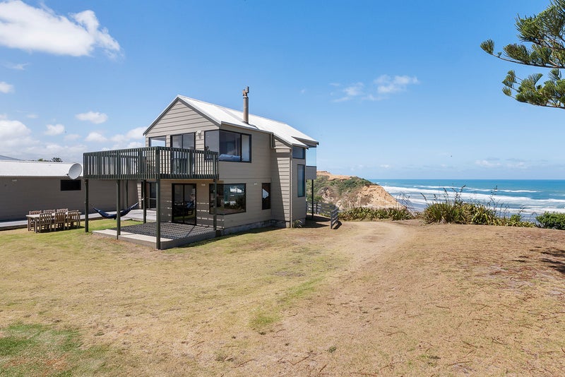 19 Coates Avenue, Dargaville - Carousel 2