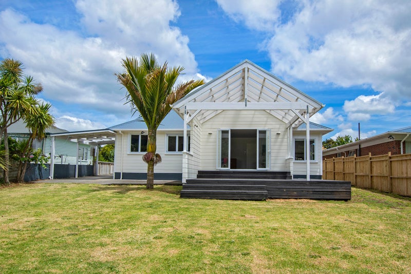 33 Lovatt Crescent, Kensington, Whangarei - Carousel 1