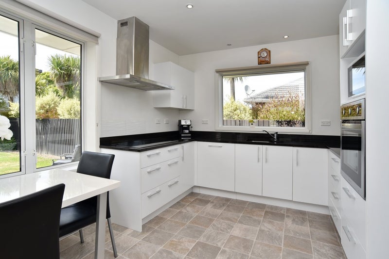 8 Braithwaite Street, Ilam, Christchurch - Carousel 2