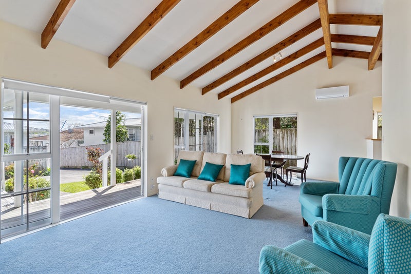 Property Valuation for 2/25 College Road, Northcote, Auckland Trade