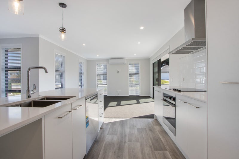 24 Mural Drive, Katikati, Katikati - Carousel 17