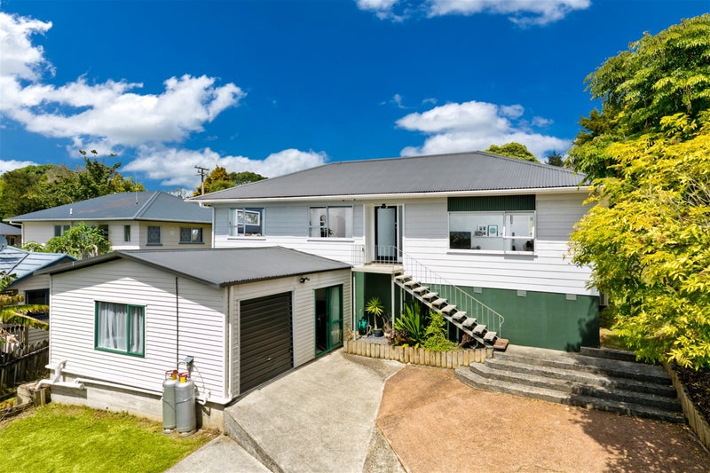 15 Mile Place, Henderson, Auckland - Carousel 1