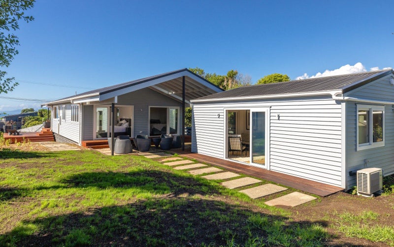 2 Coromandel Road, Oneroa, Waiheke Island - Carousel 18