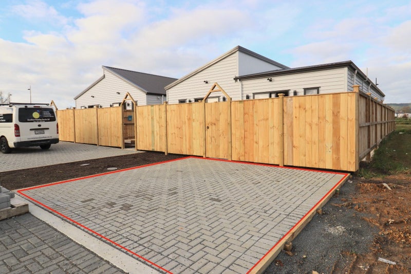 14 Kaapehu Street, Karaka, Papakura - Carousel 11