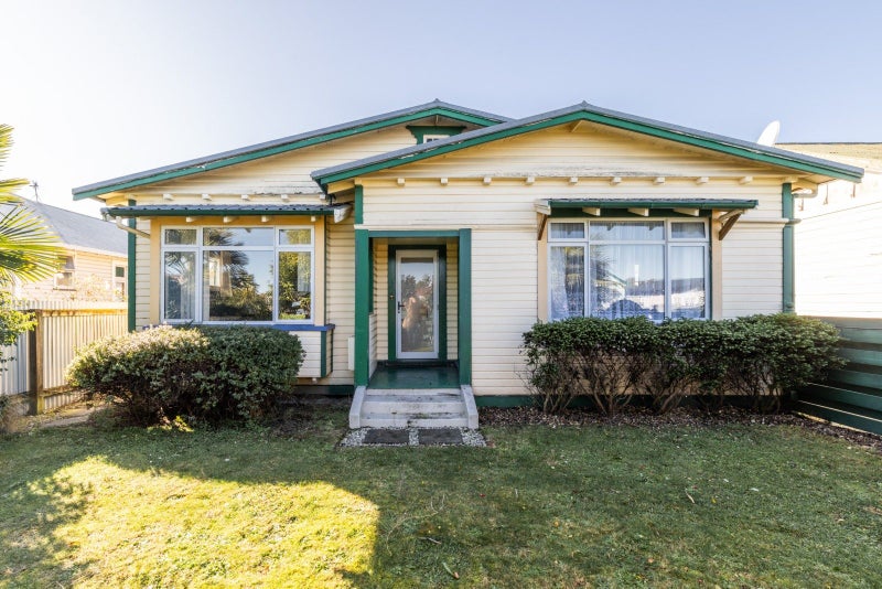 711 Methuen Street, Saint Leonards, Hastings - Carousel 1
