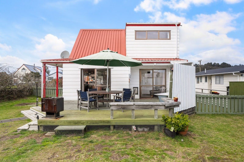 111 Weka Street, Whangamatā - Carousel 2