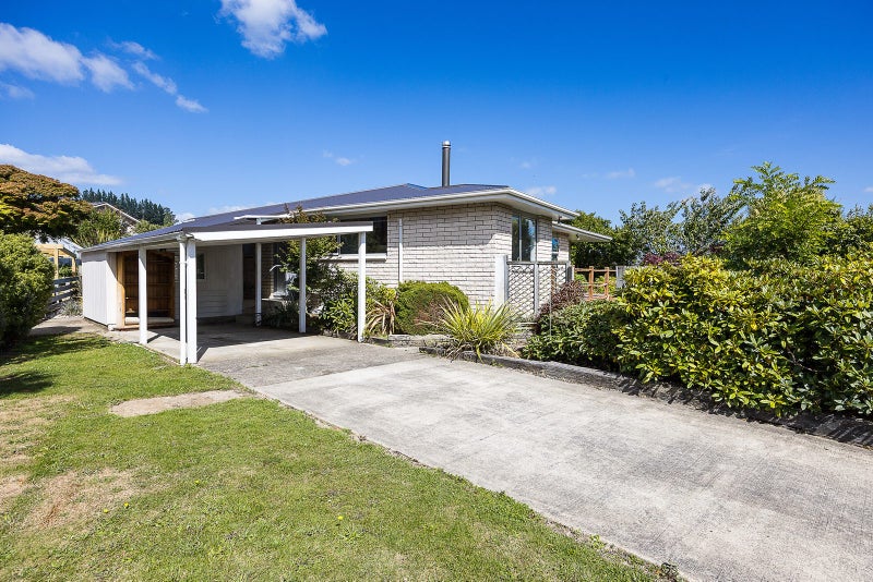 22 Kinmont Crescent, Kinmont Park, Mosgiel - Carousel 2
