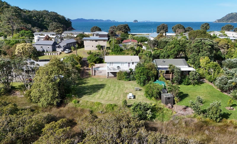 4 Riverview Road, Cooks Beach, Whitianga - Carousel 1