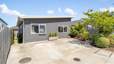 6 Millfield Lane, Papakura, Papakura - Carousel 1