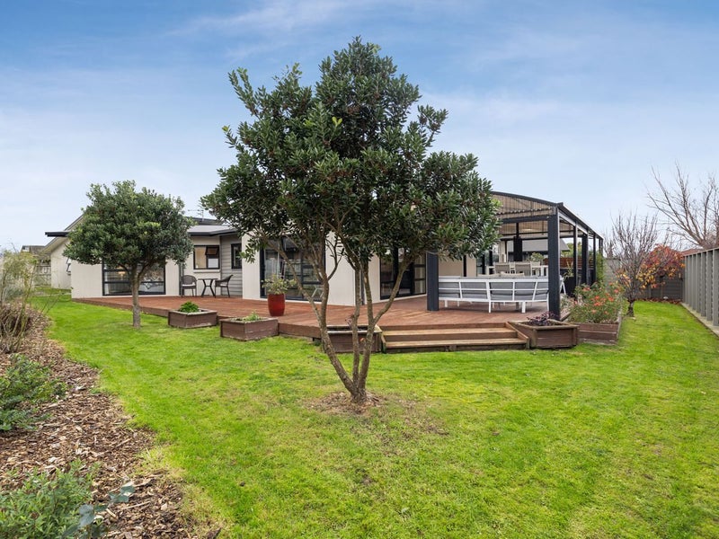 6 Trump Place, Kelvin Grove, Palmerston North - Carousel 49