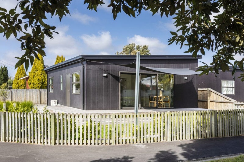2 Kearneys Road, Linwood, Christchurch - Carousel 1