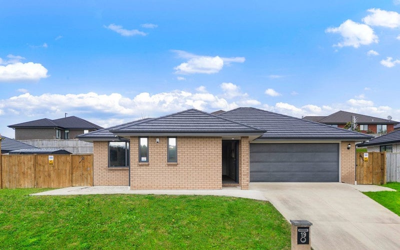 19 Harry Richards Way, Pokeno - Carousel 1
