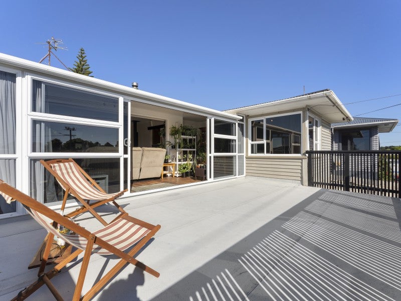 113 Ngamotu Road, Spotswood, New Plymouth - Carousel 2