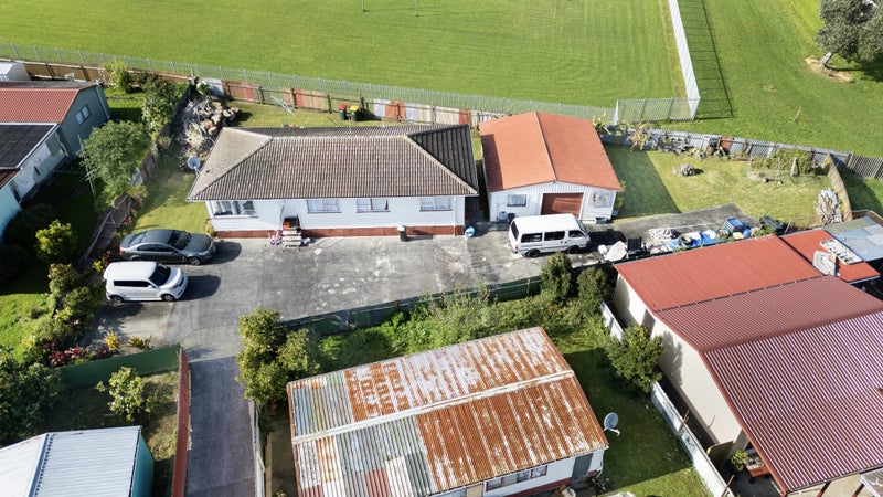 43 Israel Avenue, Clover Park, Auckland - Carousel 2