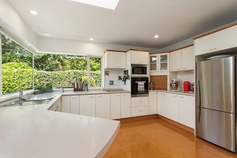 2/32A Bryndwr Road, Fendalton, Christchurch - Carousel 2