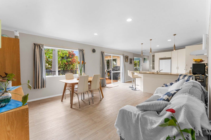 311 Gravatt Road, Papamoa Beach, Papamoa - Carousel 2
