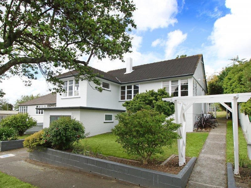 5 Ngarimu Street, Roslyn, Palmerston North - Carousel 2