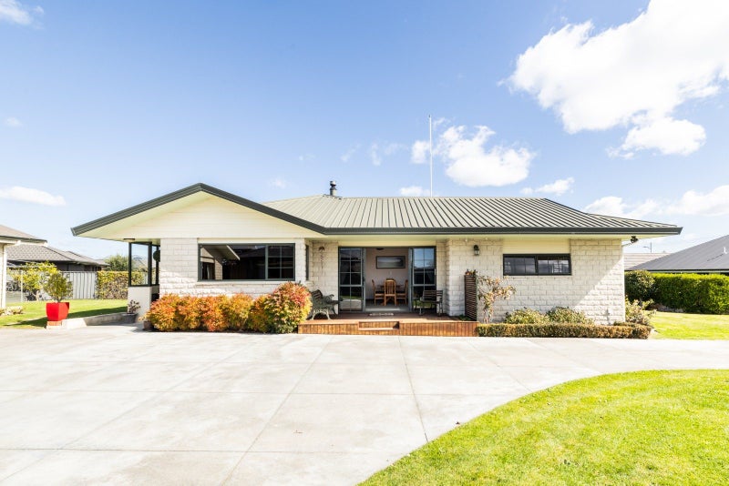128 Brookvale Road, Havelock North, Havelock North - Carousel 1