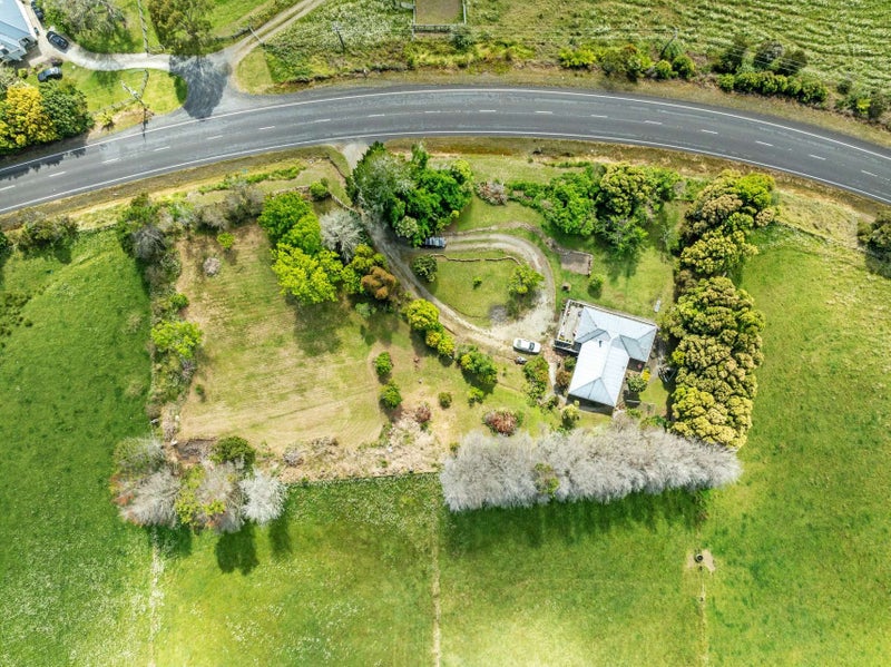 1845 State Highway 10, Totara North - Carousel 29