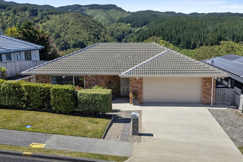 103 Kirton Drive, Riverstone Terraces, Upper Hutt - Carousel 1