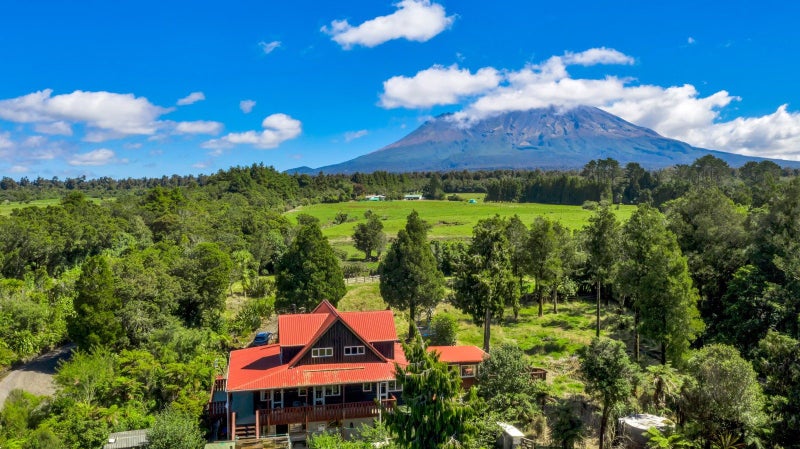 922 Pembroke Road West, Pembroke, Stratford - Carousel 1