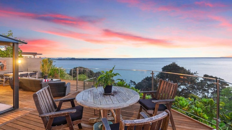 27 Himalaya Crescent, Lynfield, Auckland - Carousel 1