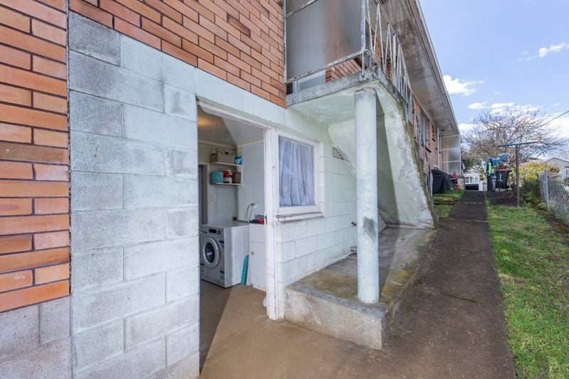 2/394 Onehunga Mall, Onehunga, Auckland City, Auckland - Carousel 11