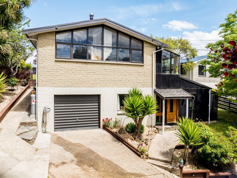 121 Barr Street, Kenmure, Dunedin - Carousel 1