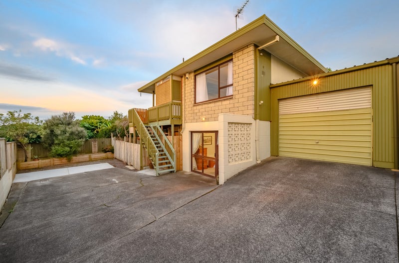 Property Valuation for 64B Highland Park Drive, Highland Park, Auckland