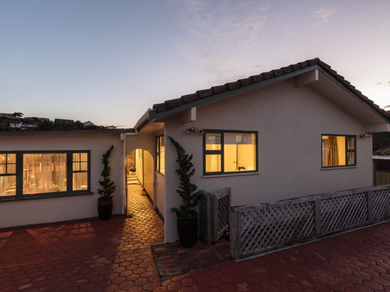 3 Teme Way, Island Bay, Wellington - Carousel 2