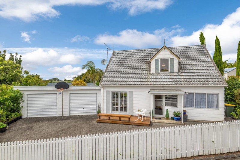 25 Kitewao Street, Northcote, Auckland - Carousel 1