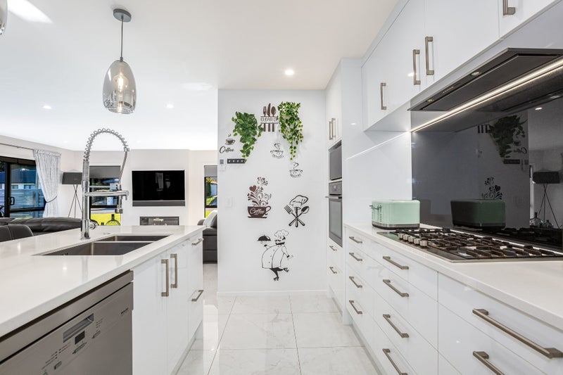 106 Riverstone Drive, Riverstone Terraces, Upper Hutt - Carousel 2