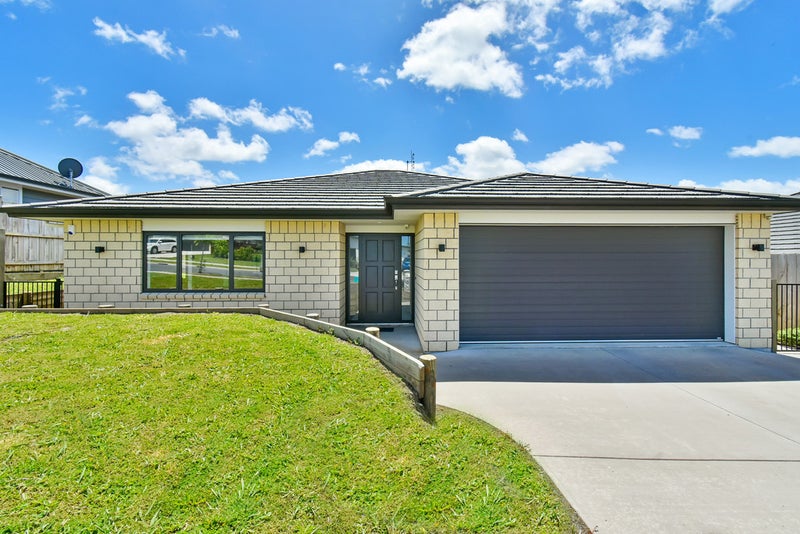 13 Muirhill Place, Pokeno - Carousel 1