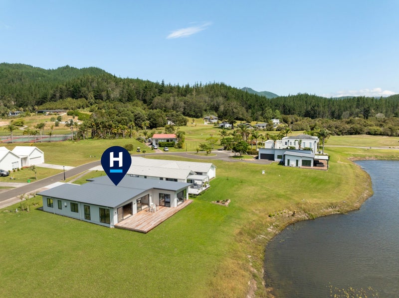 64 St Andrews Drive, Pauanui, Pauanui - Carousel 1