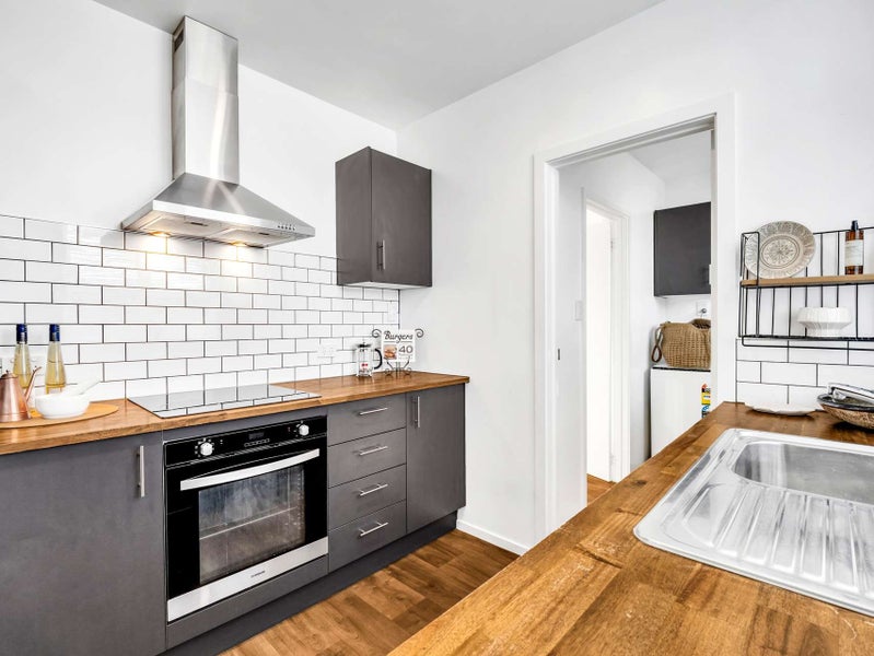 28A Talbot Street, Whanganui East, Whanganui - Carousel 2